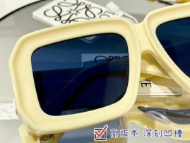 Picture of Loewe Sunglasses _SKUfw41270564fw